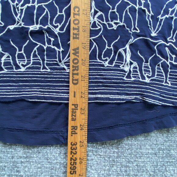Crown & Ivy Top Women's L Navy Embroidered White Elephants 3/4 Sleeve Causal‎ - Picture 7 of 11